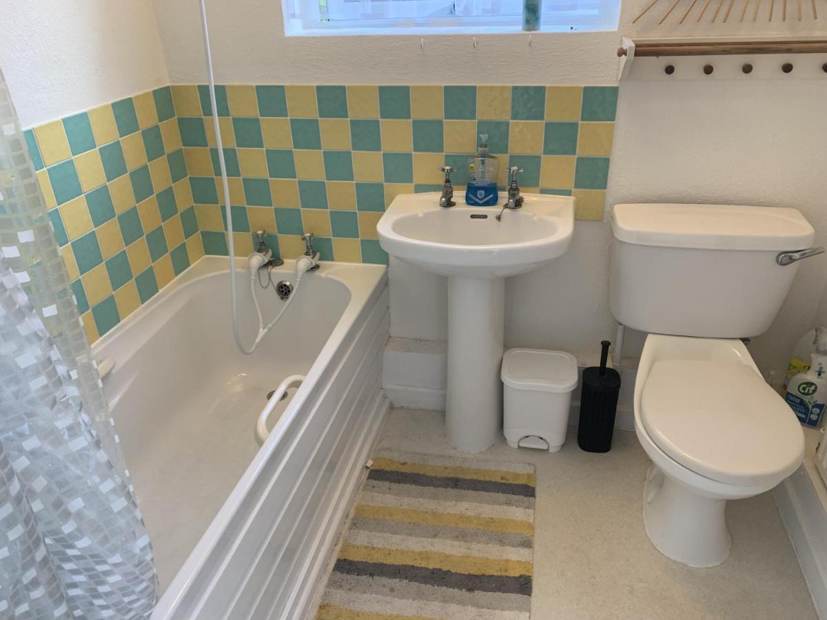 O'Reilly'S Holiday House Bath Buitenkant foto